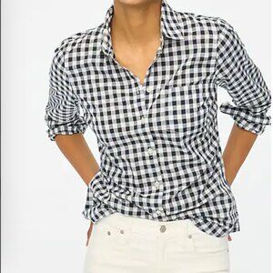Like New! J.Crew Gingham classic button-down shirt in boy fit